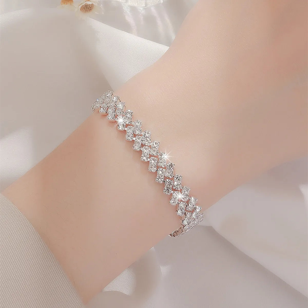 custom diamond bracelets for women-Elegant Shiny Geometric Rhinestones Metal Wholesale Bracelets