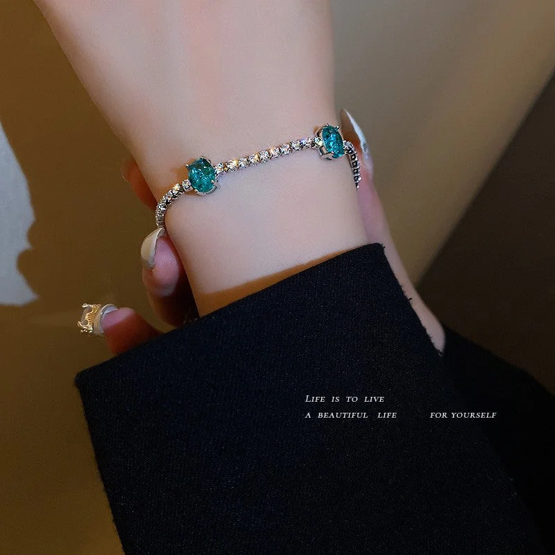 22. Lake Blue Bracelet with Diamonds