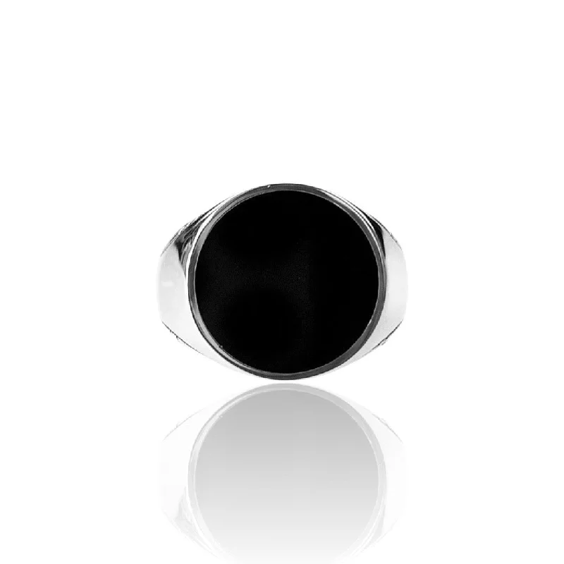 fashion statement rings for women-Explorer Signet Ring in sterling silver with black onyx