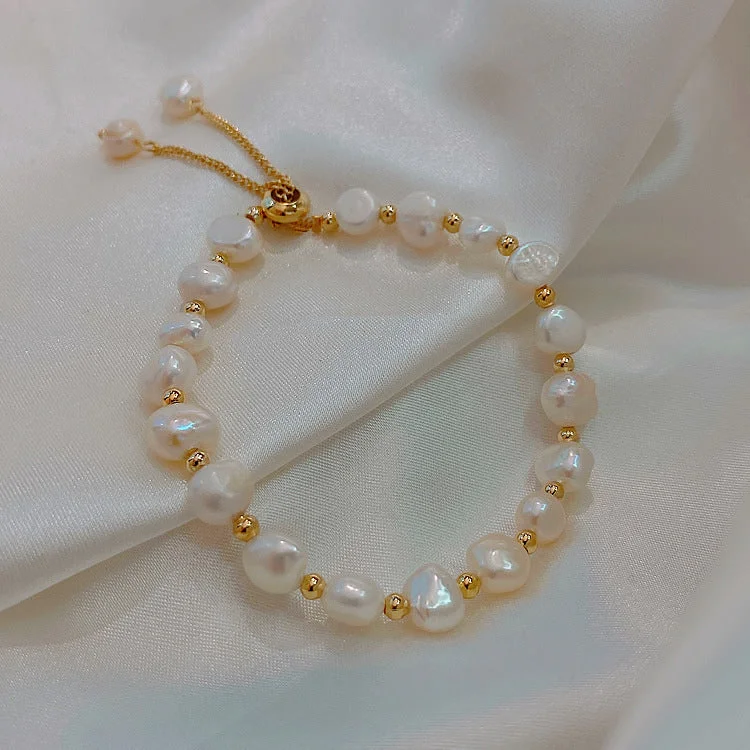 Natural Color. Freshwater Pearl