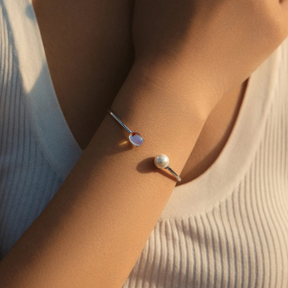 charm bangles for women-Elegant Glam Round Oval Sterling Silver Plating Inlay Artificial Pearls Moonstone Rhodium Plated