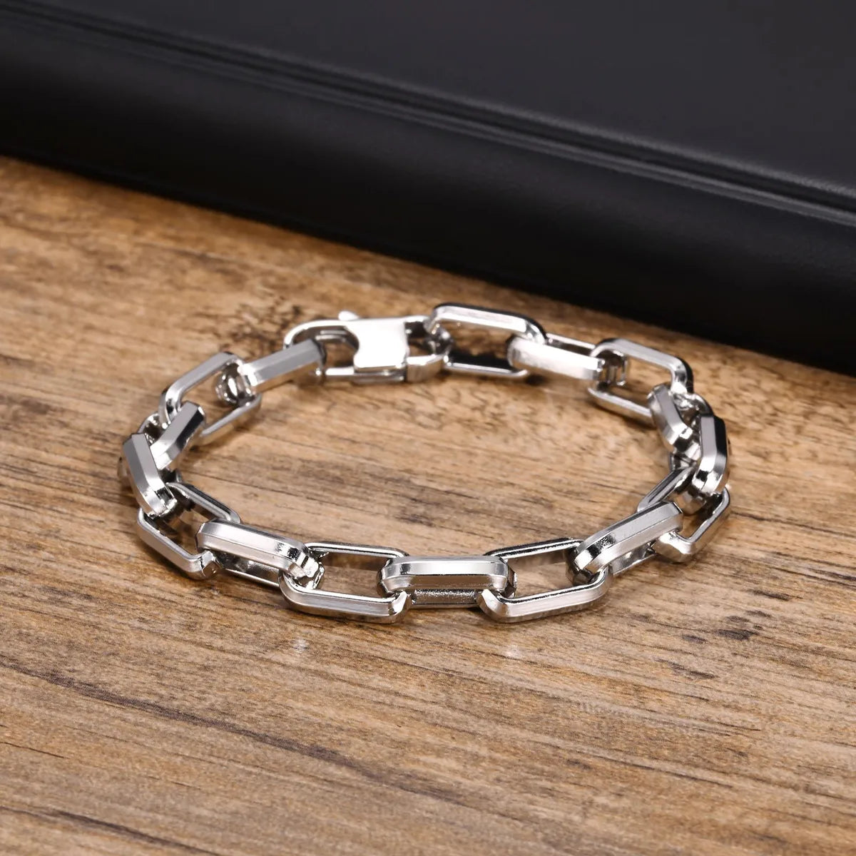 diamond bangles for women-Simple Style Solid Color 304 Stainless Steel Handmade Men'S Bracelets