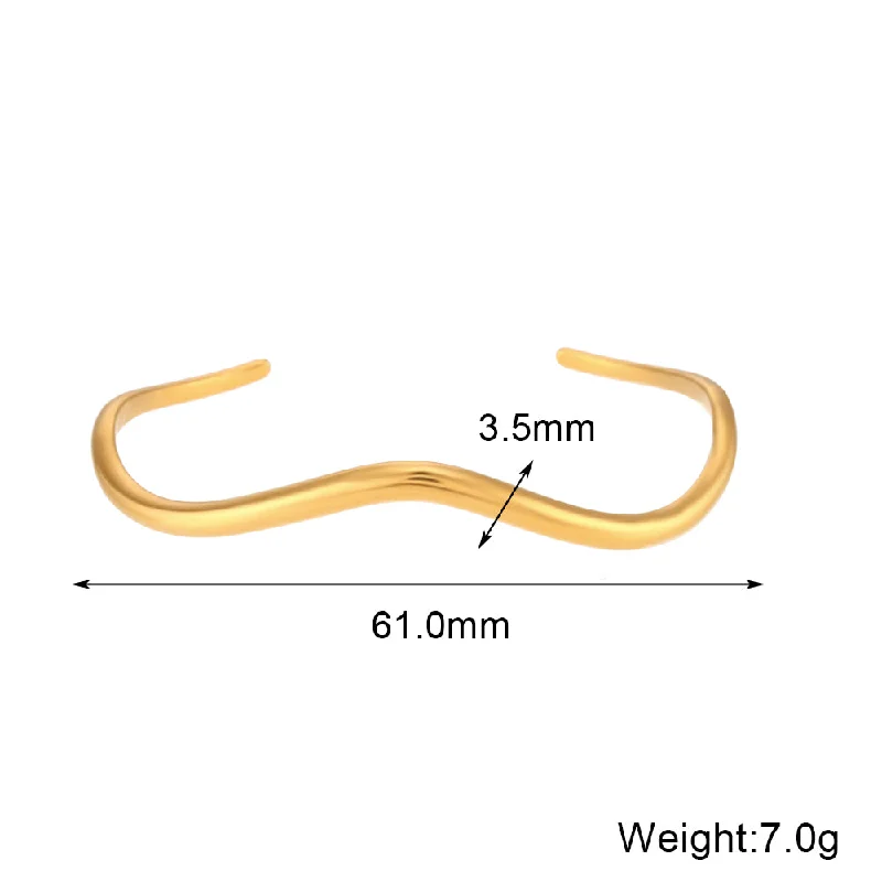 Irregular Spray-Shaped Open-Ended Bracelet-Gold