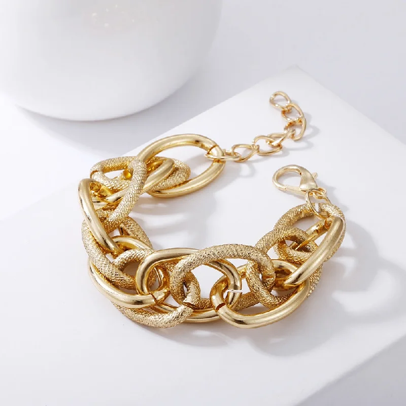 Gold Multi-Circle Matt Bracelet