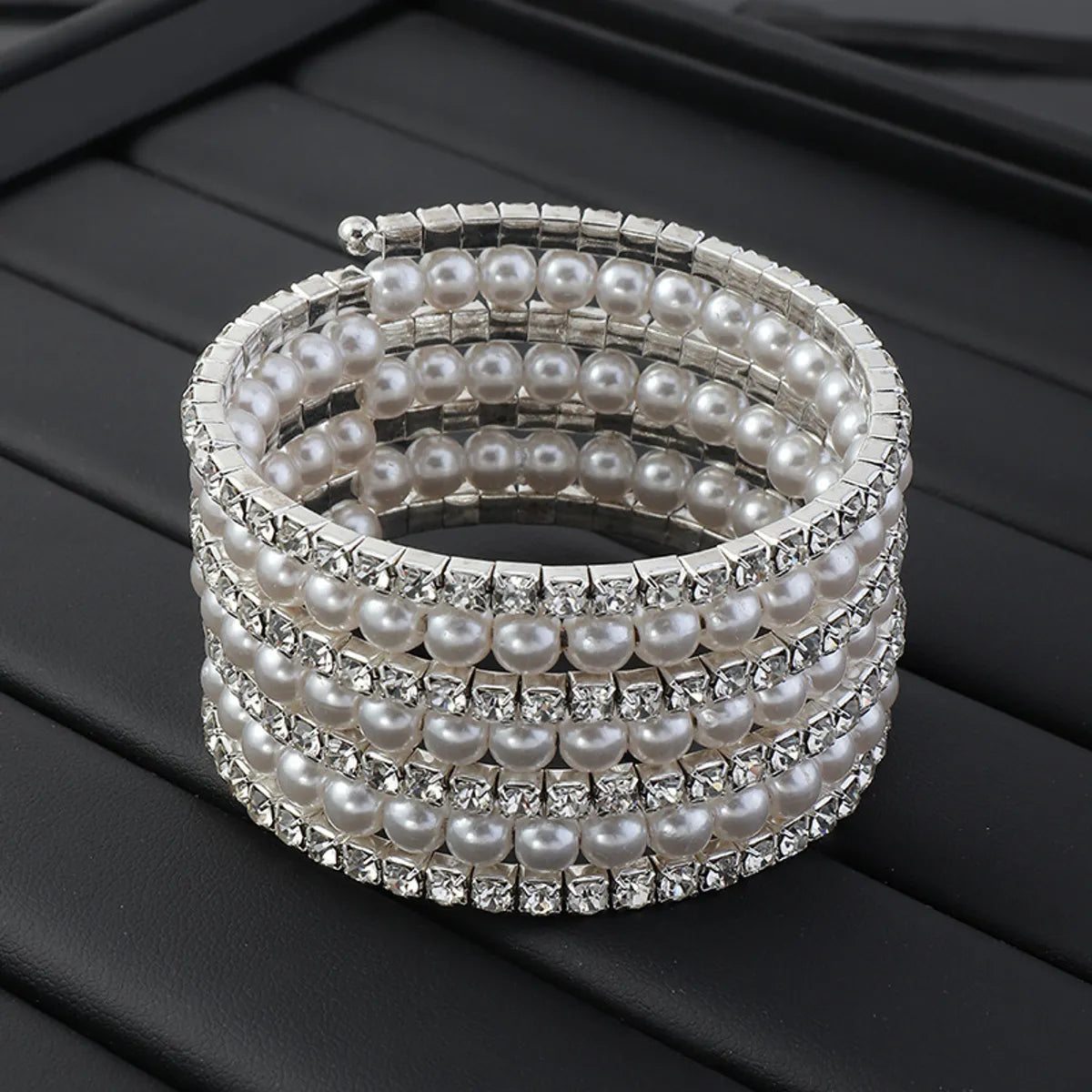 luxury bangles for women-Fashion Geometric Alloy Diamond Women'S Bracelets