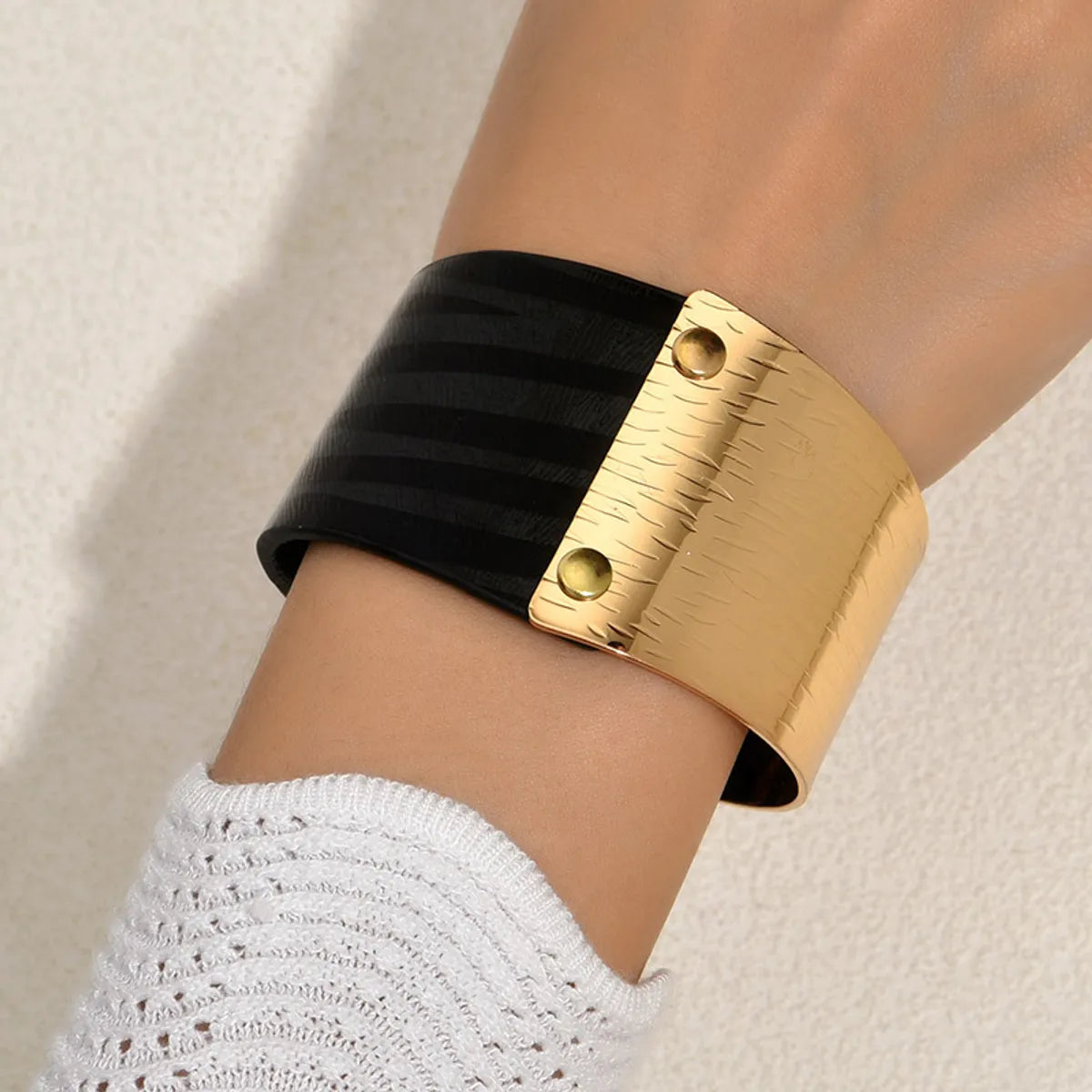 stackable bracelets for women-Vintage Style Color Block Pu Leather Plating Women's Bangle